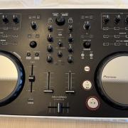 Pioneer DJ DDJ-ERGO-V dj kontroller