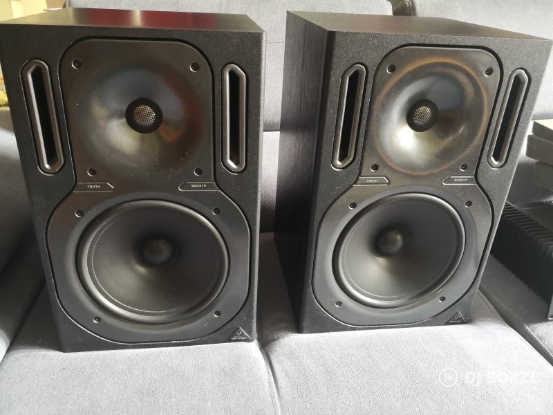 Végfok és monitor