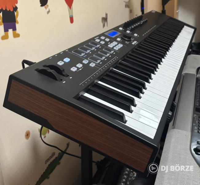 Arturia Keylab Essential 88 Midi Billentyűzet