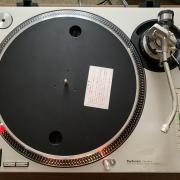Technics SL-1200MK2 lemezjátszó