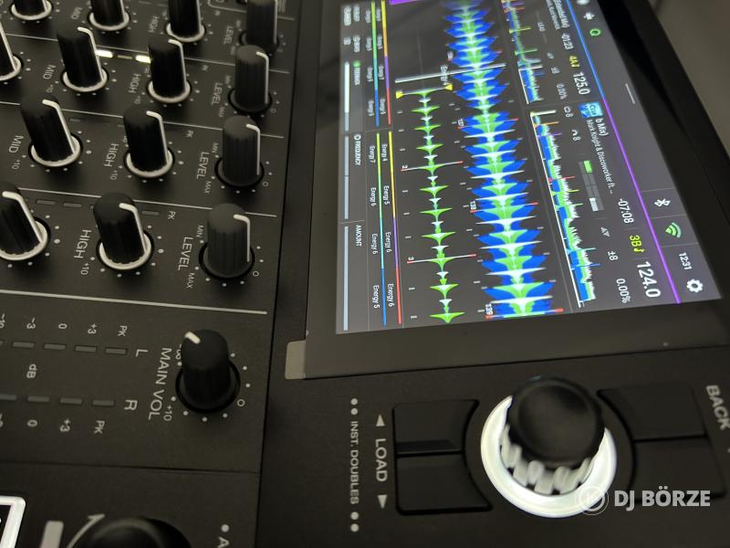 Denon SC Live 4