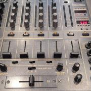 Eladó DJM 600 keverő