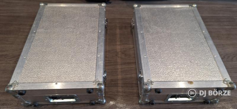Eladó 2db Rack CDJ800MK2 vagy hasonló méretű eszközök részére