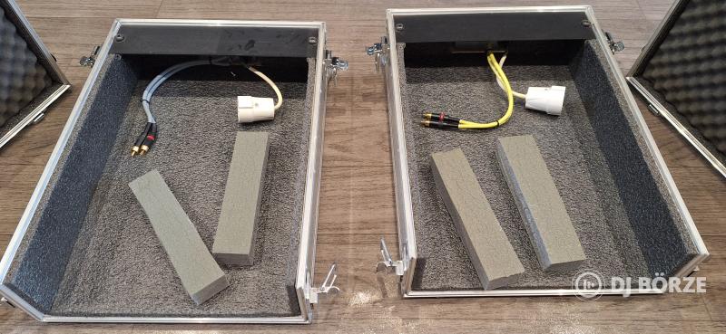 Eladó 2db Rack CDJ800MK2 vagy hasonló méretű eszközök részére