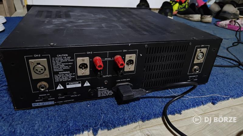 Phonic PWA2400 2x370w 4/8 ohm