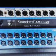 Soundcraft UI24R digitális keverő eladó
