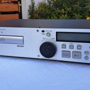 OMNITRONIC CDP-180 lejátszó
