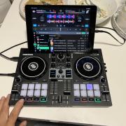 Reloop Buddy DJ kontroller + decksaver