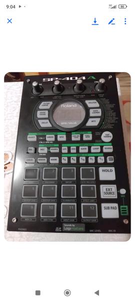 Roland SP-404 A