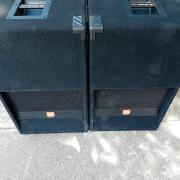 A héten ennyi,1db van! Jbl jrx sf 22sp dupla hangszórós sub.Kültéren is megremeg a gatya :D