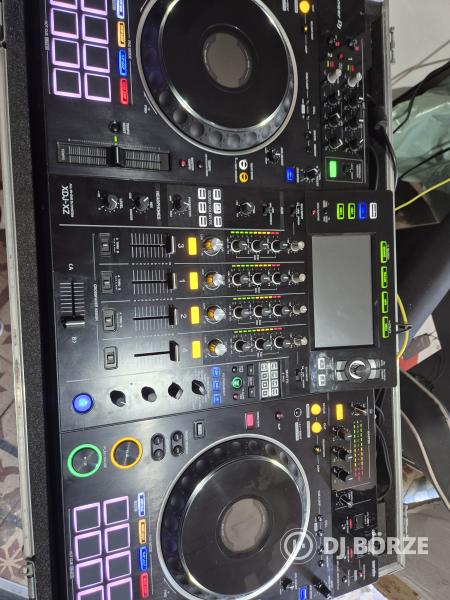 Eladó Pioneer XDJ XZ