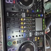 Eladó Pioneer XDJ XZ