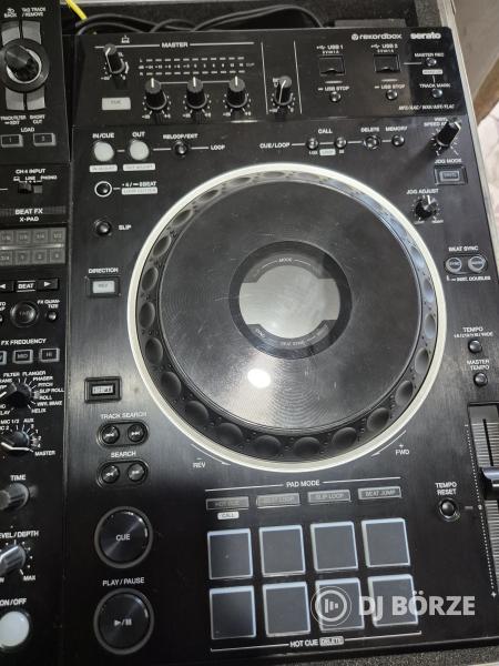 Eladó Pioneer XDJ XZ