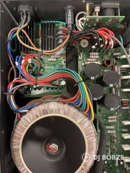 QSC RMX2450 végfok, erősítő. 4 Ohm 2400 W!!