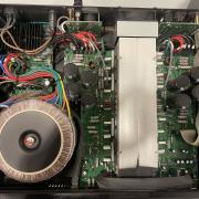 QSC RMX2450 végfok, erősítő. 4 Ohm 2400 W!!