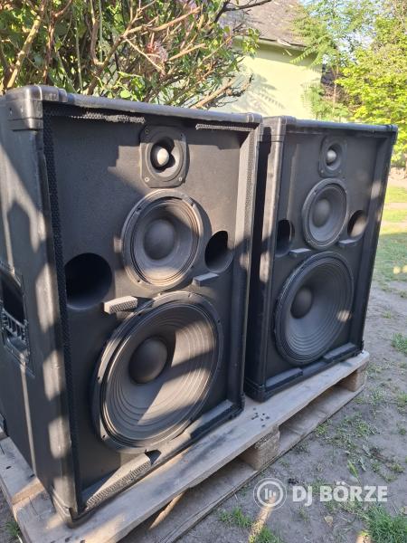 Eladó Reflex R300 Hangfalpár !