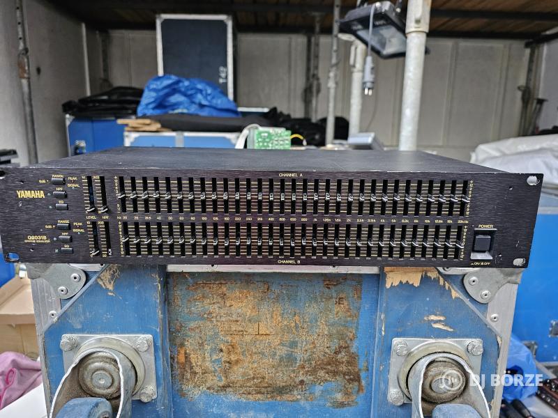 Yamaha Q2031B Graphic Equalizer