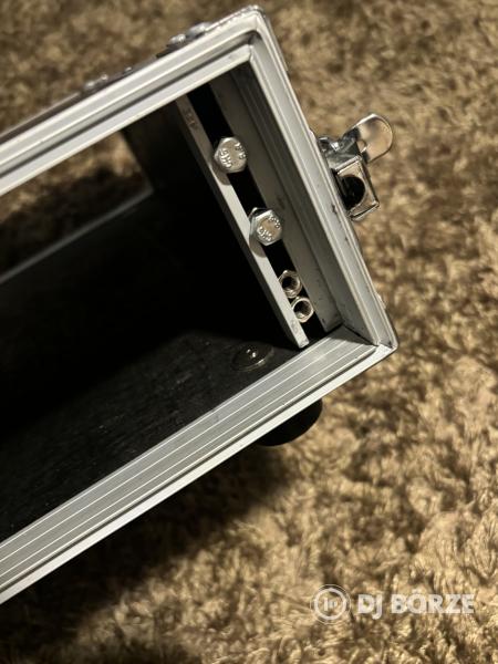 U2 Rack