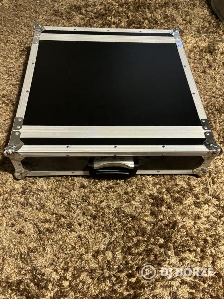U2 Rack