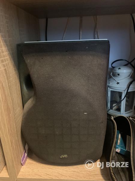 TEAC erősítő, 2db JVC hangfal, 2db mélyláda