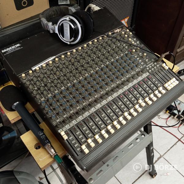 Mackie 1604 VLZ PRO keverő