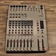 Yamaha MW12C USB-s keverőpult tokkal
