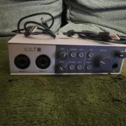 Universal audio volt 2