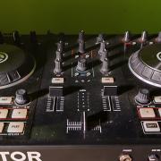 Native Instrument Traktor Kontrol S2 MK2