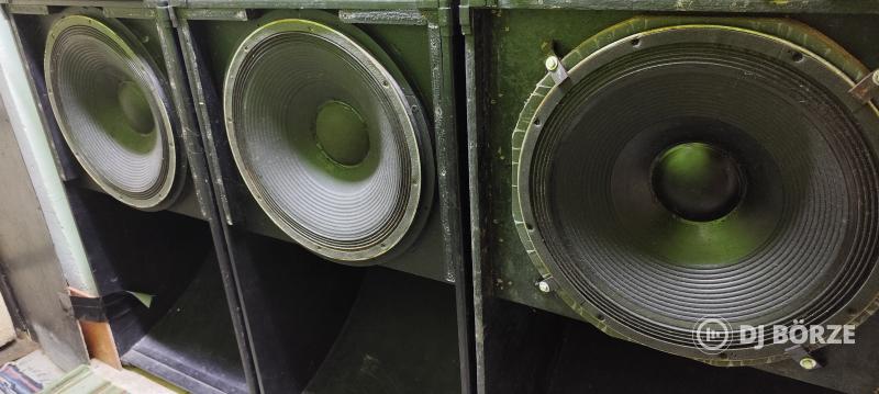 Reflex R400-as 18"-os Rutse ládák