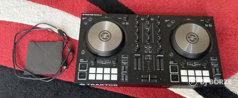 Native Instruments Traktor Kontrol S2 MK3