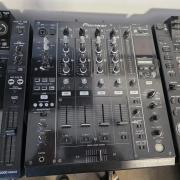 2db cdj2000nxs+djm900nxs+hordtáska