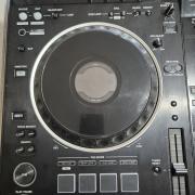 Eladó Pioneer XDJ XZ