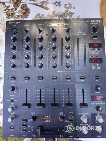 Behringer Djx 750