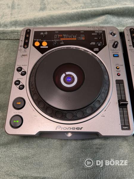 Pioneer CDJ800 - CD lejátszó CSAK párban