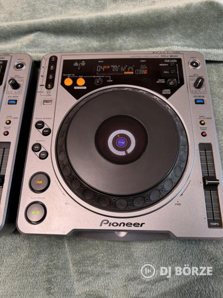 Pioneer CDJ800 - CD lejátszó CSAK párban