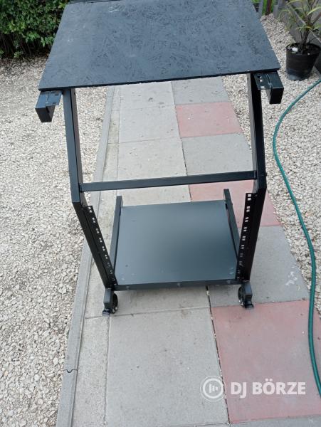 Rack kocsi