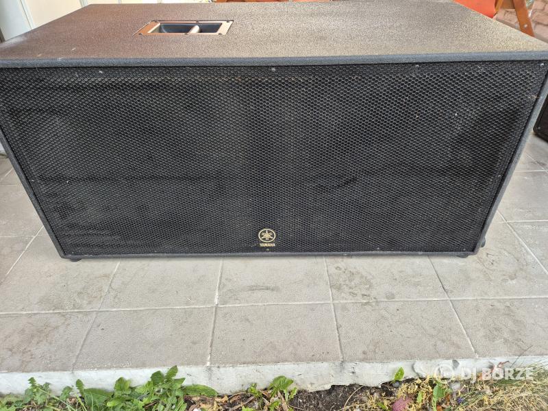Yamaha CW218V 2x18" mélyláda pár 2400/1200W