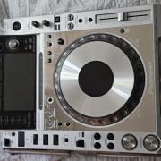 Pioneer CDJ 2000 Nexus Limited + DJM 900 NXS Limited