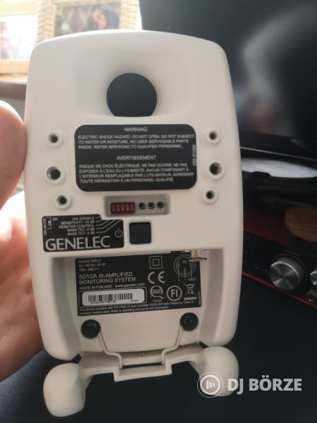 Genelec 8010AW stúdióhangfal