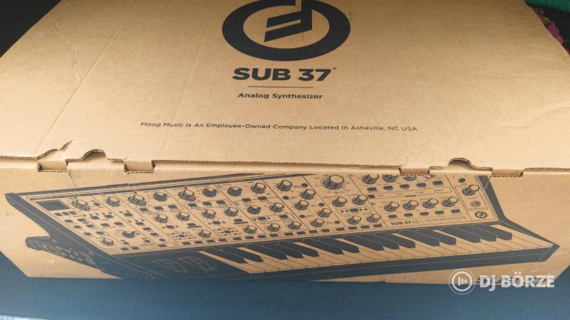 MOOG Subsequent 37 Szintetizátor