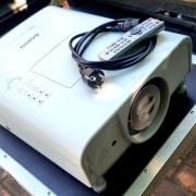 Sanyo plc xt 25 videoprojektor