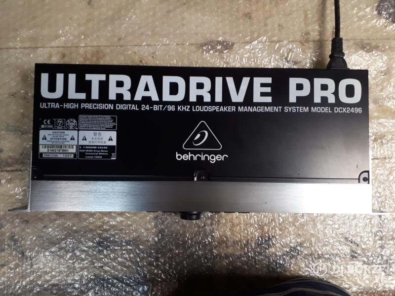 Behringer DCX2496 Ultradrive PRO digit kontroller
