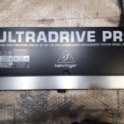 Behringer DCX2496 Ultradrive PRO digit kontroller