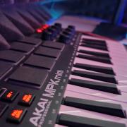 AKAI mpk mini. Midi controller