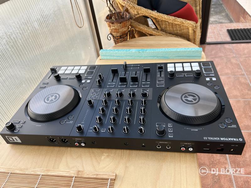 TRAKTOR KONTROL S3