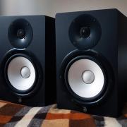 Yamaha HS8 (pár) stúdióhangfal