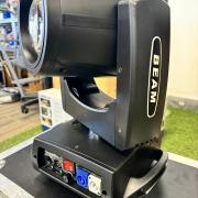 6 db 7R Beam konténerezve