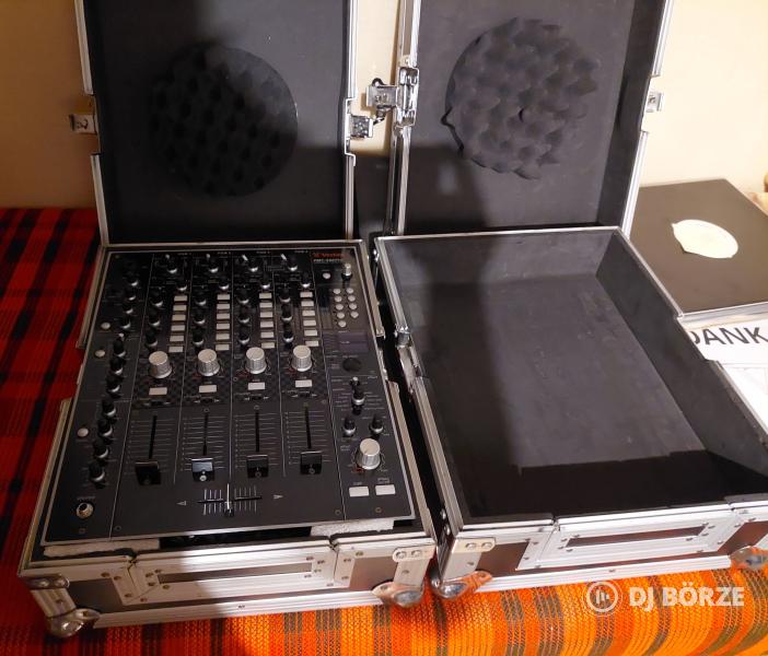 2db CD / média lejátszó rack / hordtáska / hard case eladó / cserélhető