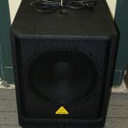 Behringer vq1500d aktív mélyláda