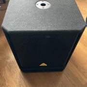Behringer vq1500d aktív mélyláda
